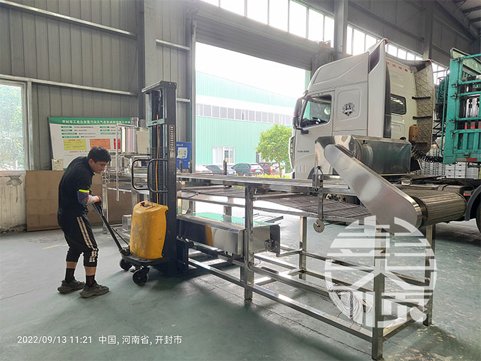 大型干豆腐生產線準備發往江蘇泰州