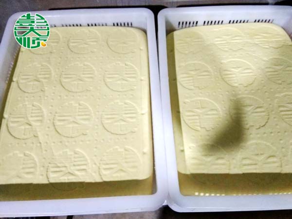 鄭州中牟客戶用彭大順豆腐機做出的豆腐